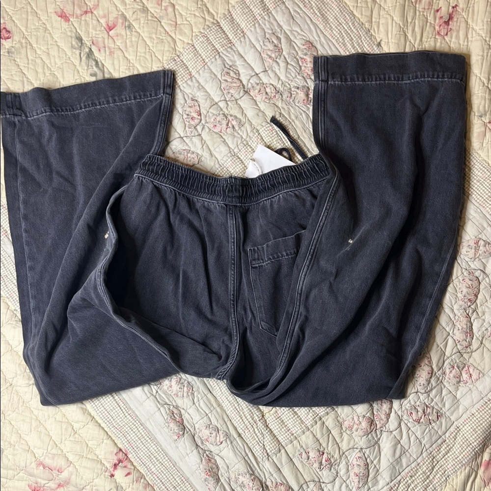 COS Wide Leg Pants in Dark Gray - Picture 2 of 7